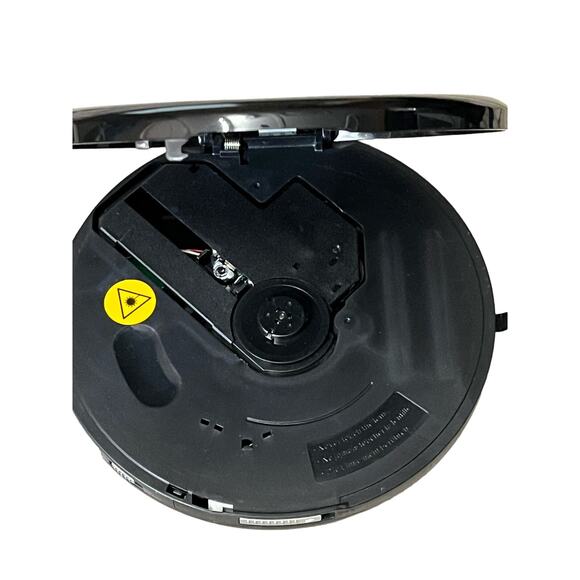 Personal size CD player and radio - Picture 2 of 6